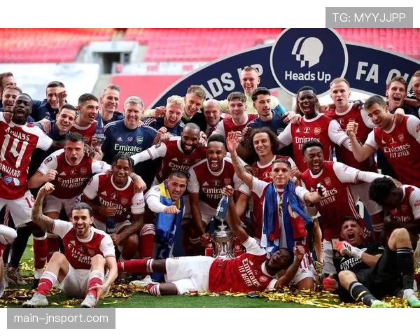 欧冠历史上第二次出现5-4比分，巴黎与拜仁创造经典对决